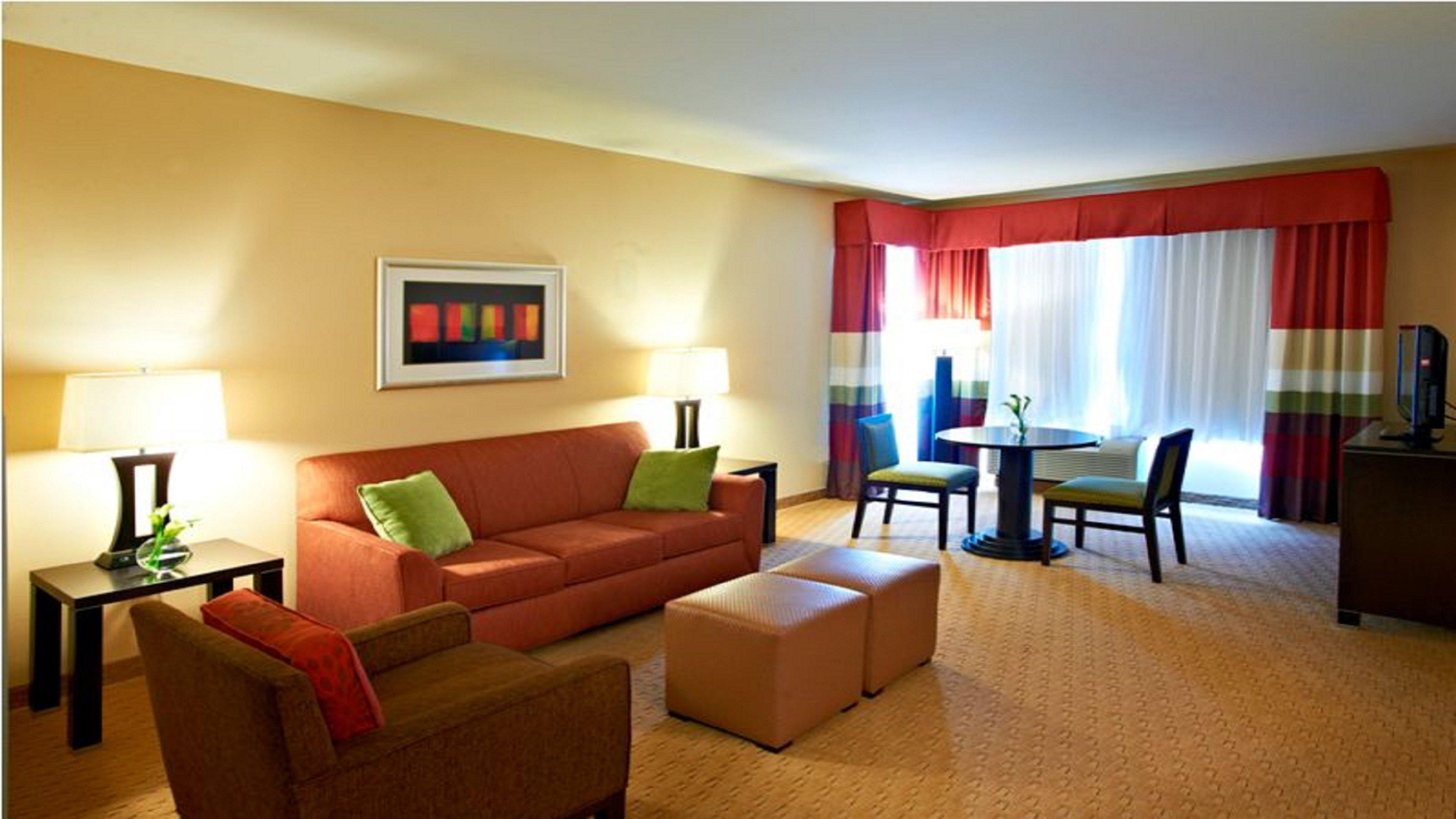 Holiday Inn Birmingham - Hoover, an IHG hotel Bagian luar foto